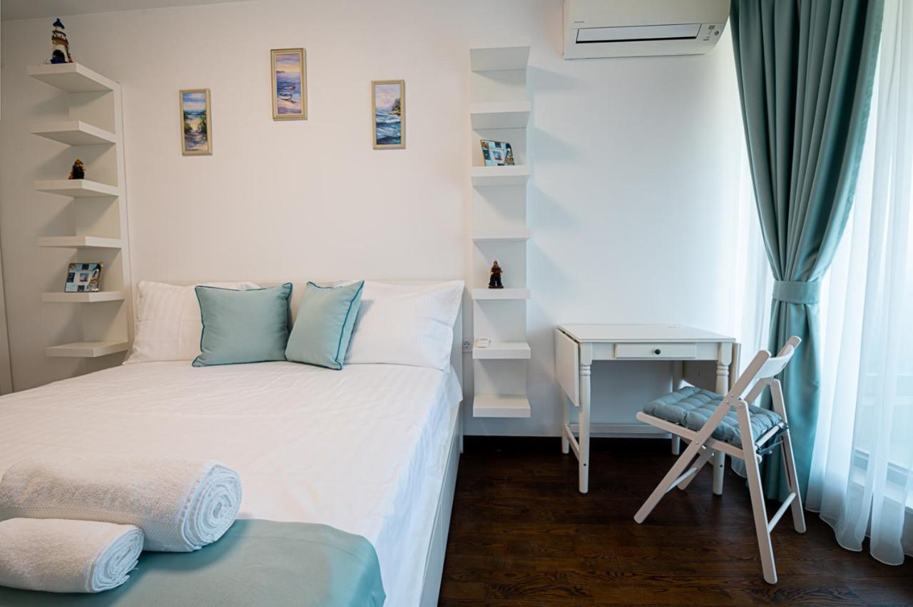 Stylish 1-Bd Apartment In St Constantine And Helena By Flat Mаnager Saints Constantine and Helena ภายนอก รูปภาพ