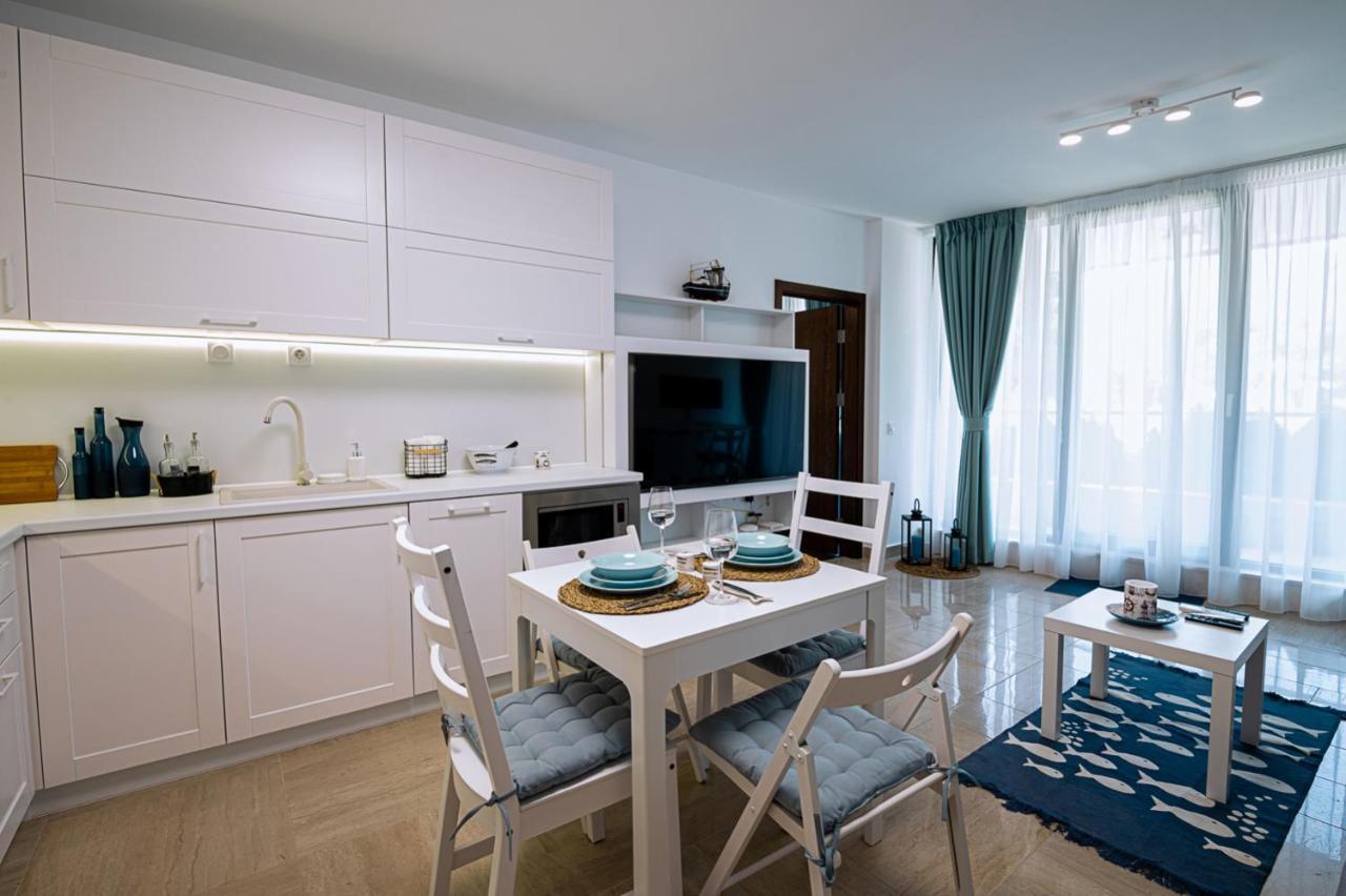 Stylish 1-Bd Apartment In St Constantine And Helena By Flat Mаnager Saints Constantine and Helena ภายนอก รูปภาพ